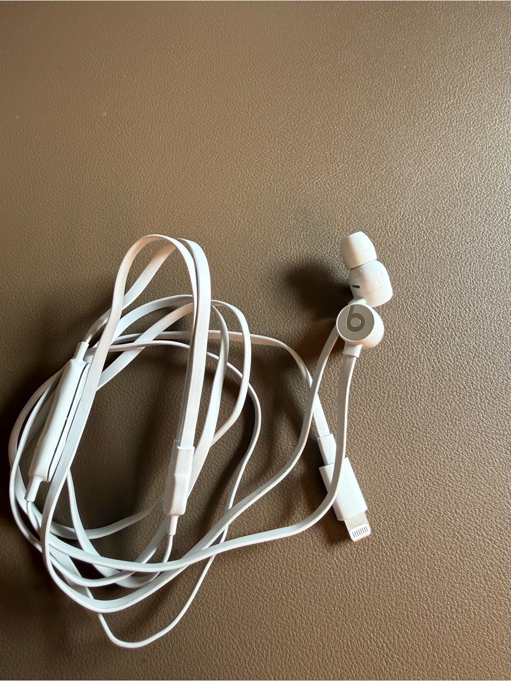 Beats urBeats3 Lightning In-Ear Headphones - Grey